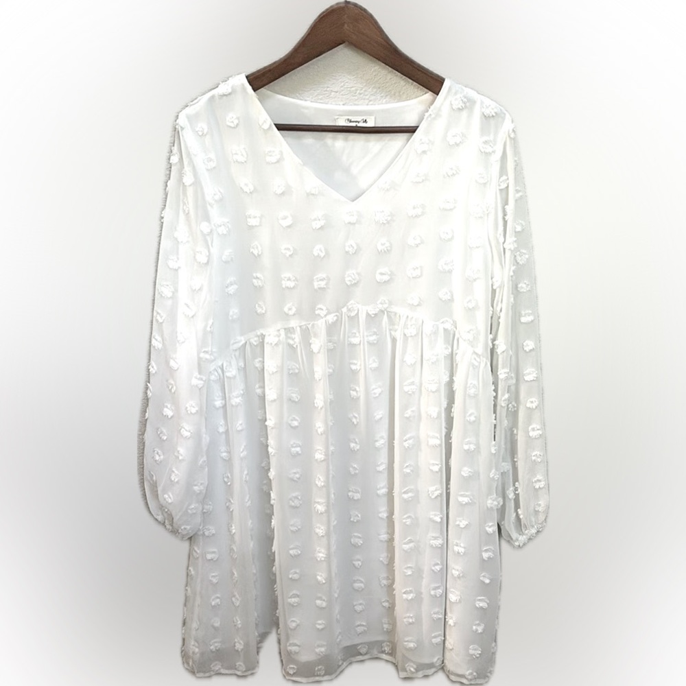 LARGE DOT SHEER/LINED WHITE DRESS. EXC COND. SIZE MEDIUM BUNDLE2SAVE